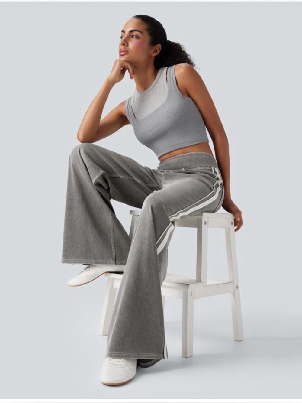 👖🩶🔥 NWT Halara Cool Gray Striped Wide Leg Denim Pants.,Size Medium 👖🩶🔥